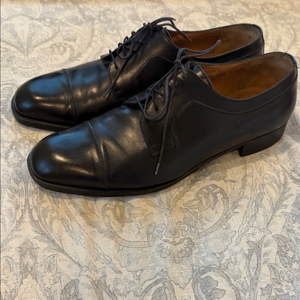 Classic Black Ferragamo Leather Men's Dress Shoes